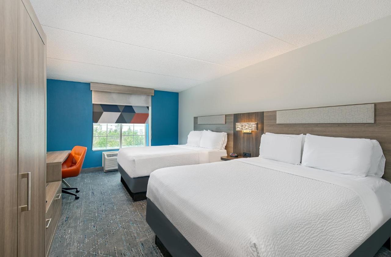Holiday Inn Express & Suites Columbus At Northlake By Ihg Exterior foto